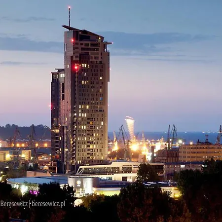 Sea Towers דירה
